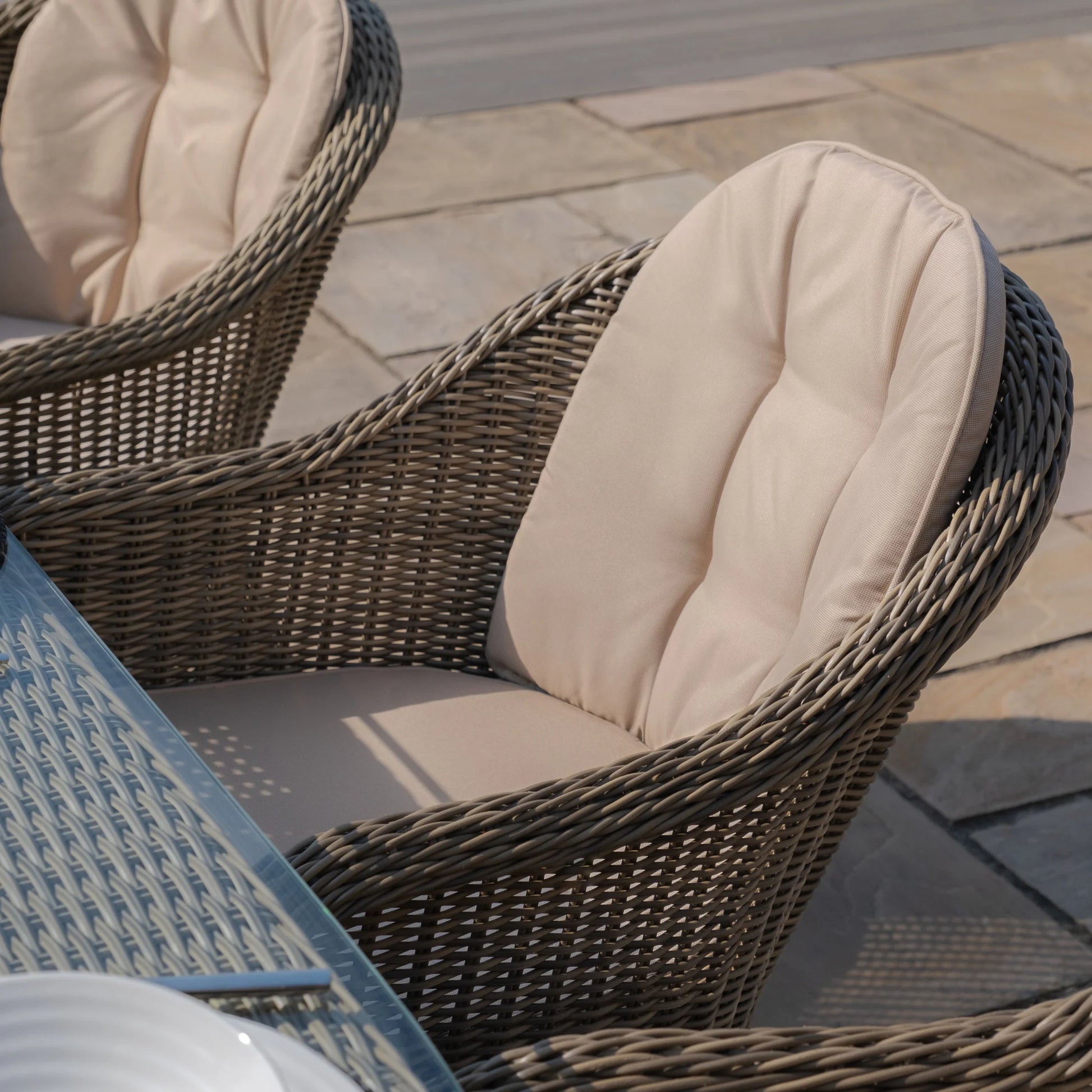 Maze - Winchester 8 Seat Oval Dining Set with Heritage Dining Chairs & Woven Lazy Susan - Blythe Living