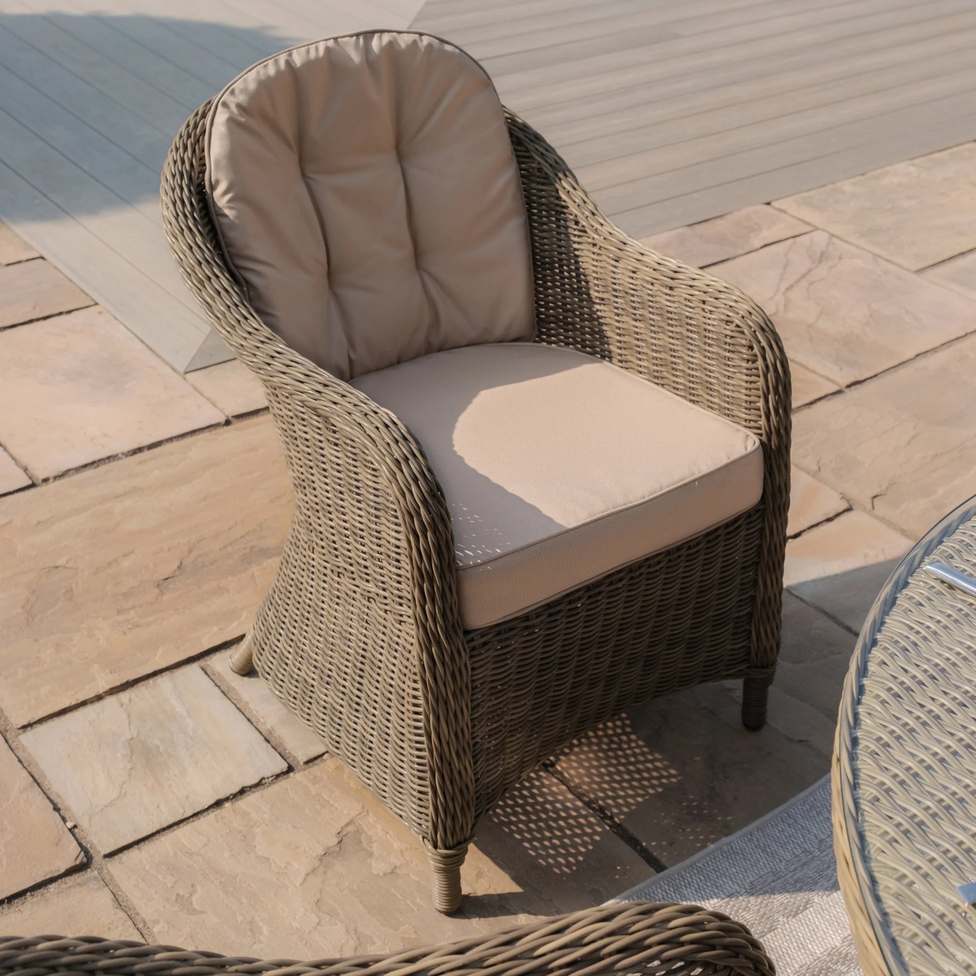 Maze - Winchester 8 Seat Oval Dining Set with Heritage Dining Chairs & Woven Lazy Susan - Blythe Living