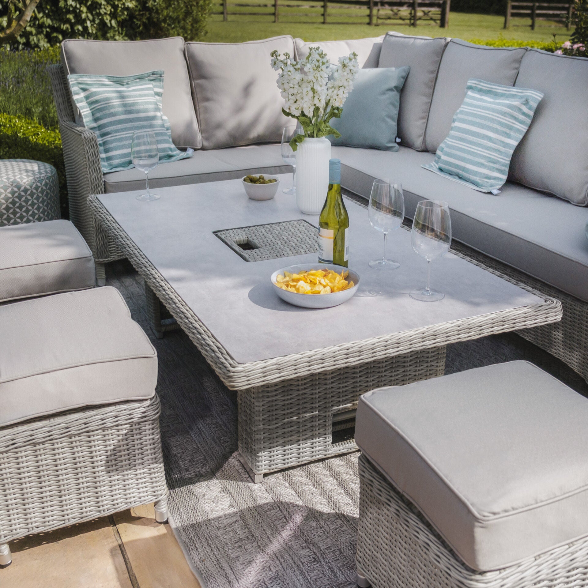 Maze - Oxford Rattan Corner Dining Buy Oxford Rattan Corner Dining Set with Ice Bucket for stylish outdoor dining
