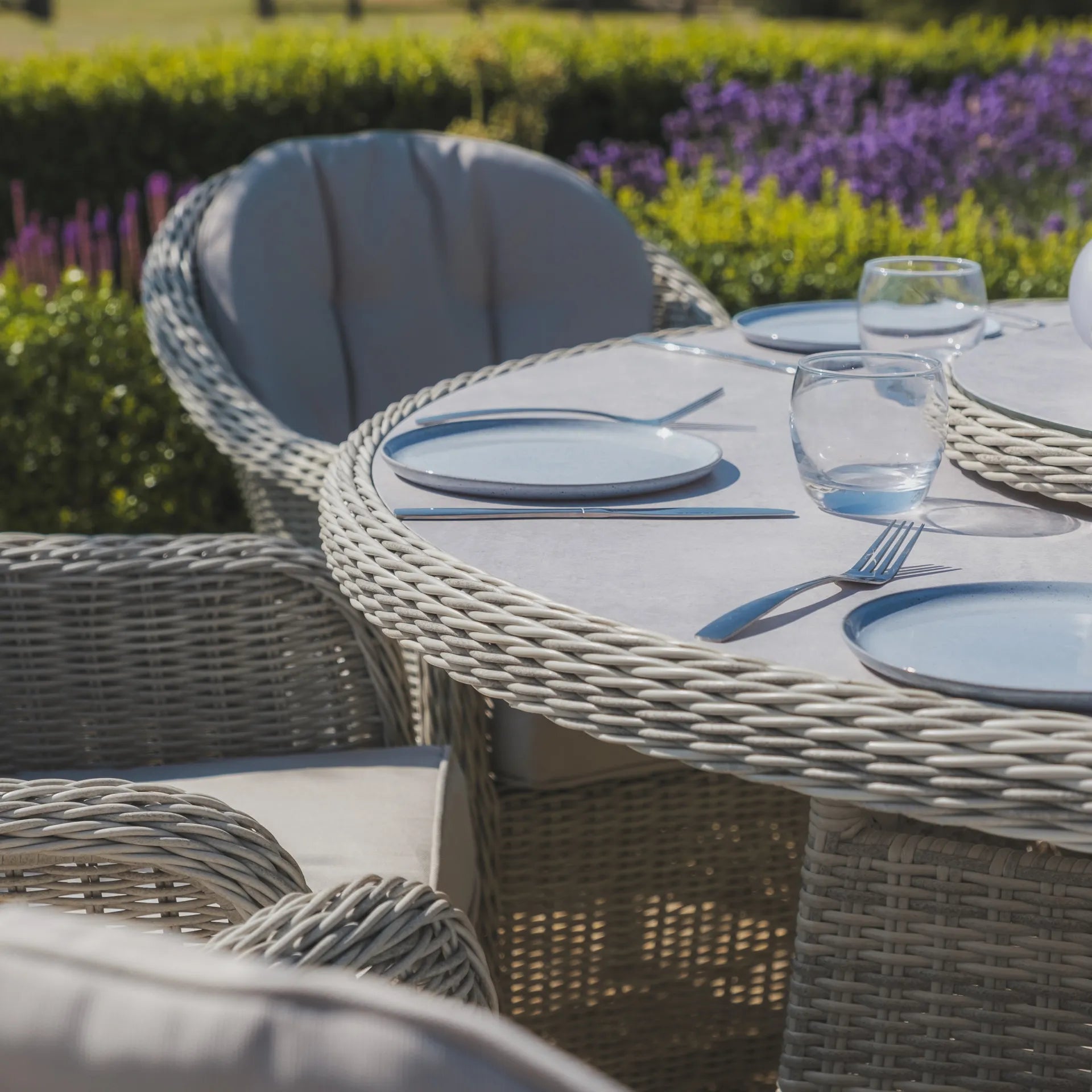 Discover Maze Oxford 6 Seat Round Dining Set