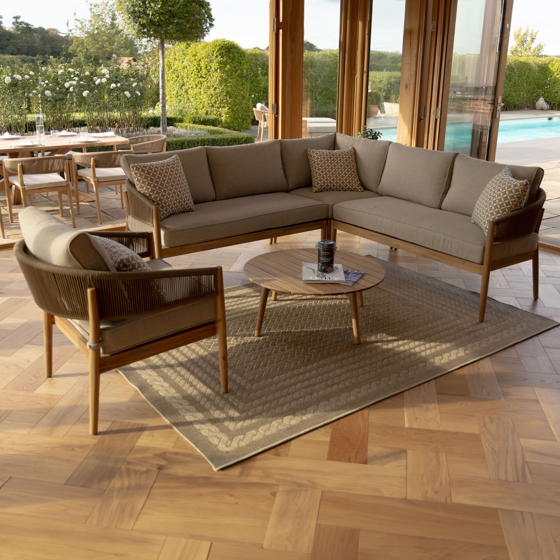 Discover Maze Porto Rope Weave Corner Set FSC acacia wood frame
