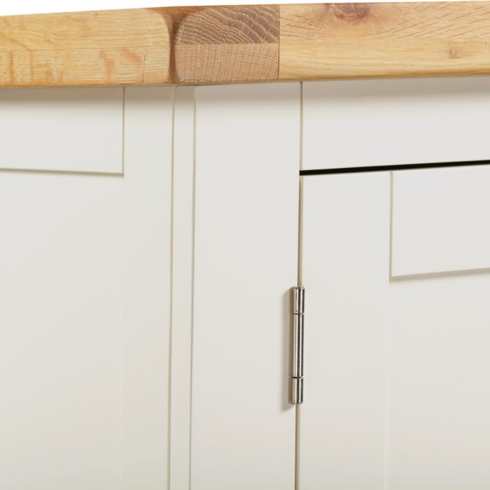 Discover the classic two-tone design of the Windsor Ivory/Oak Wardrobe