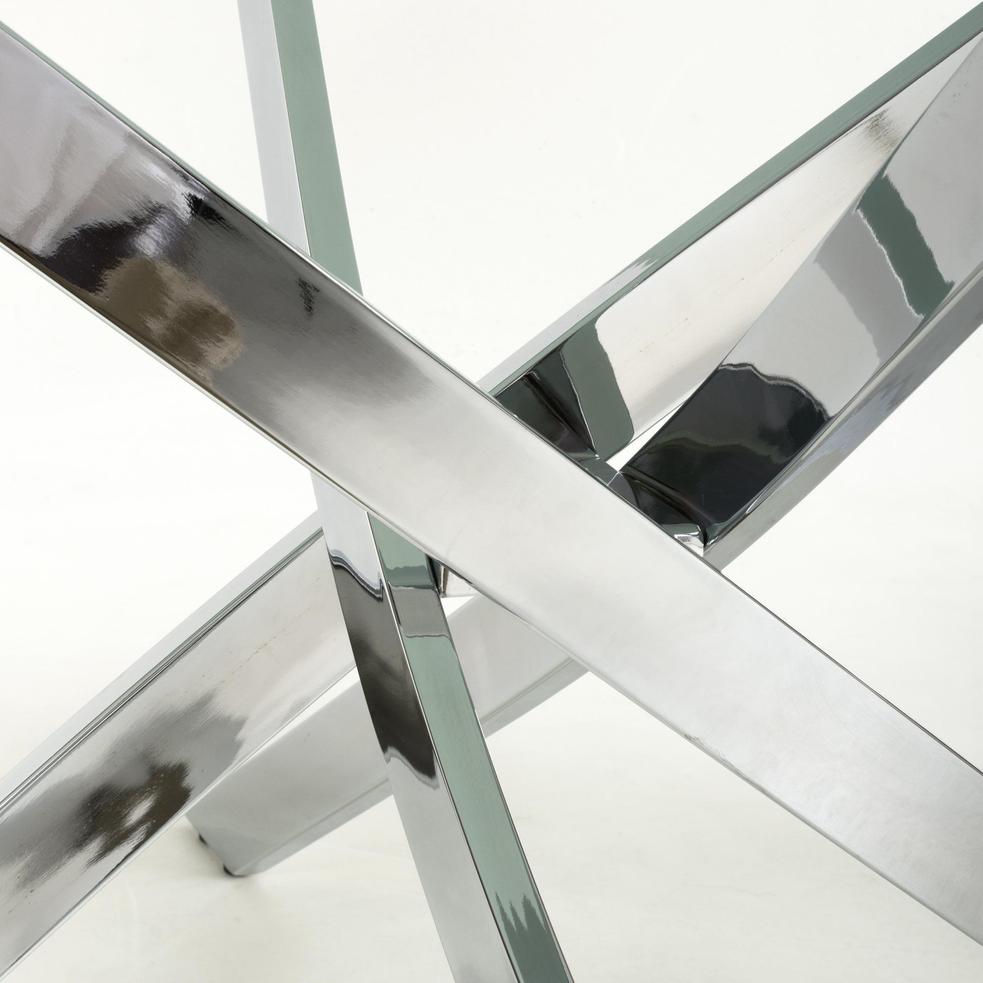 Get Astoria Dining Table with free UK delivery