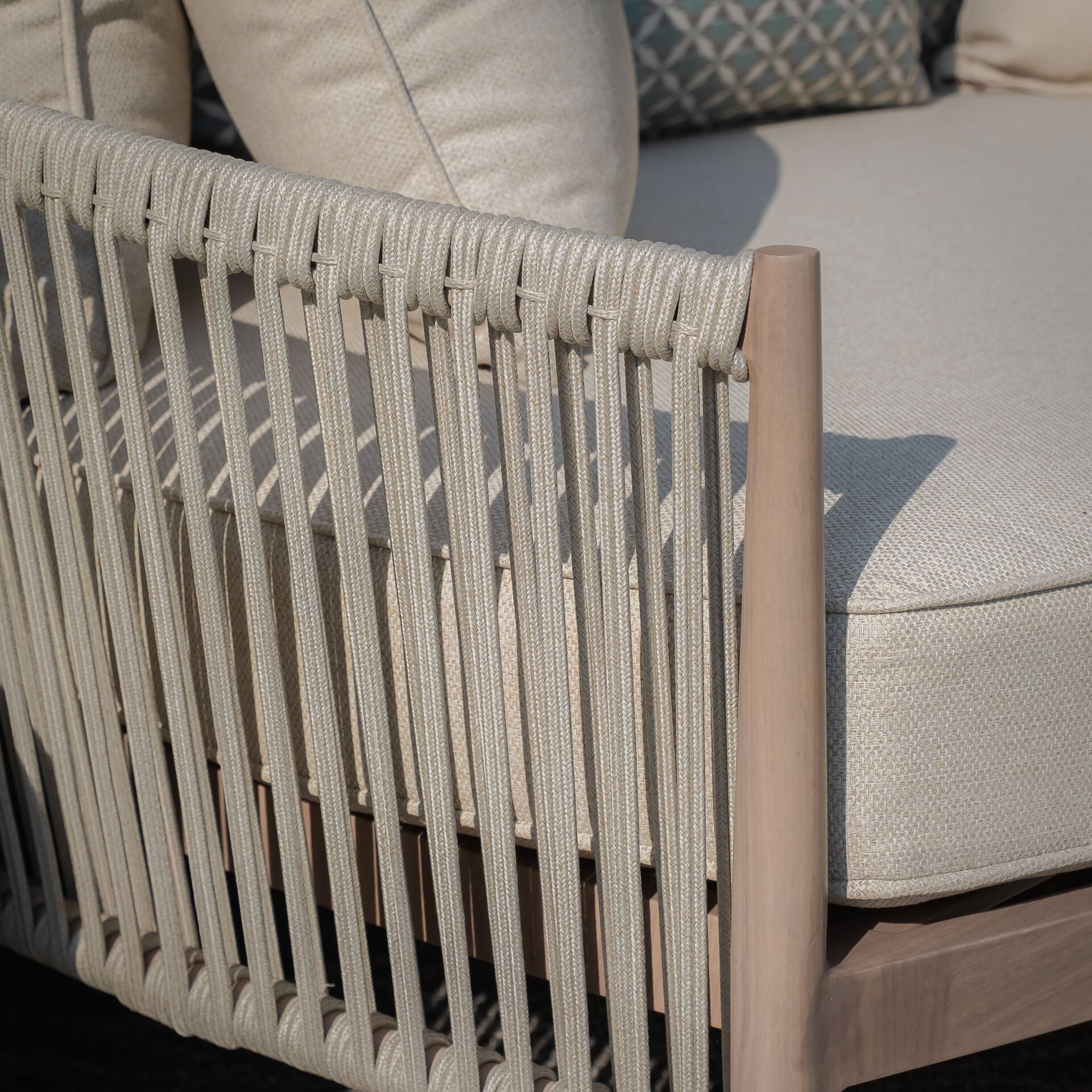 Get Maze Havana Rope Weave Daybed UV resistant all-weather weave
