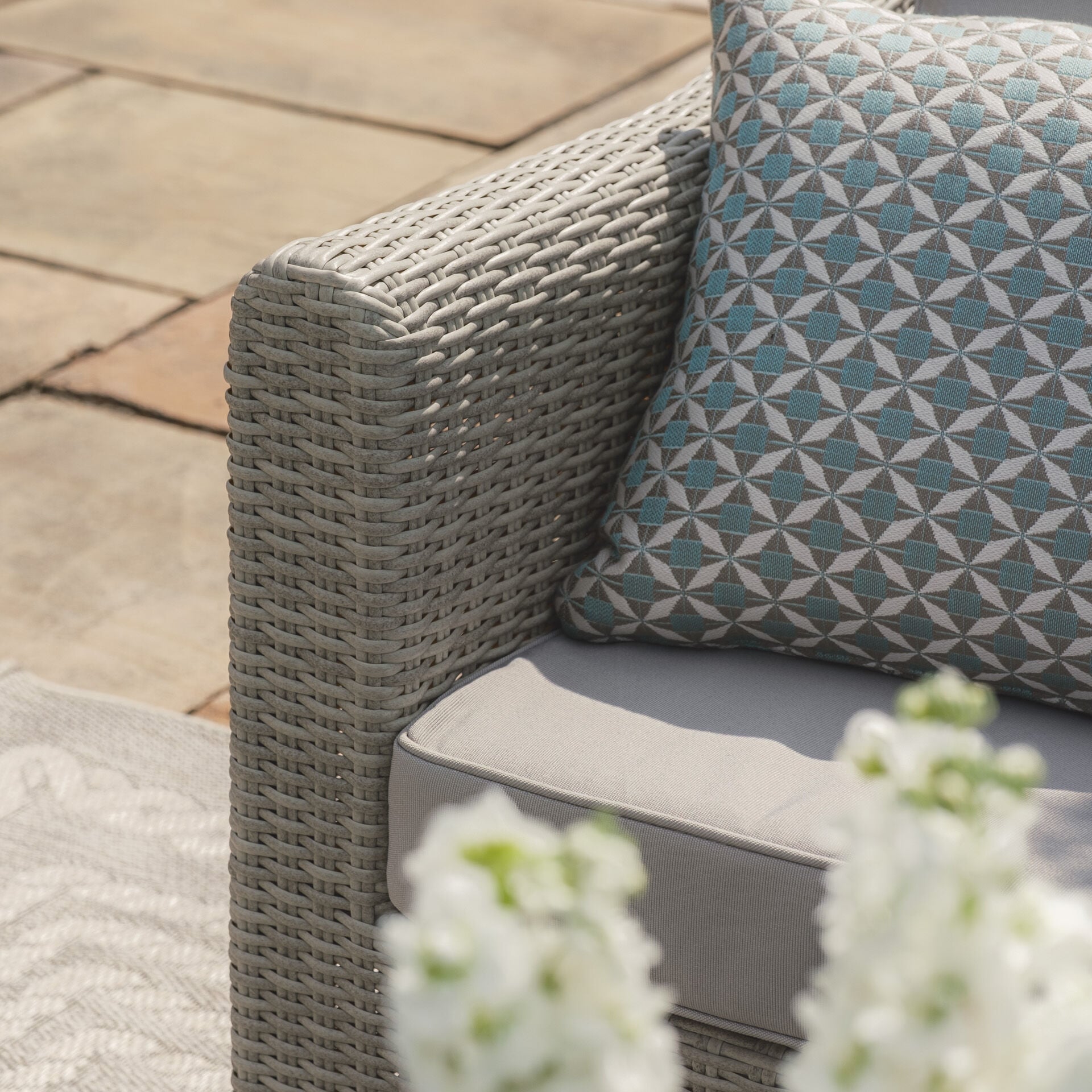 Order Oxford Corner Sofa Set for your garden today
