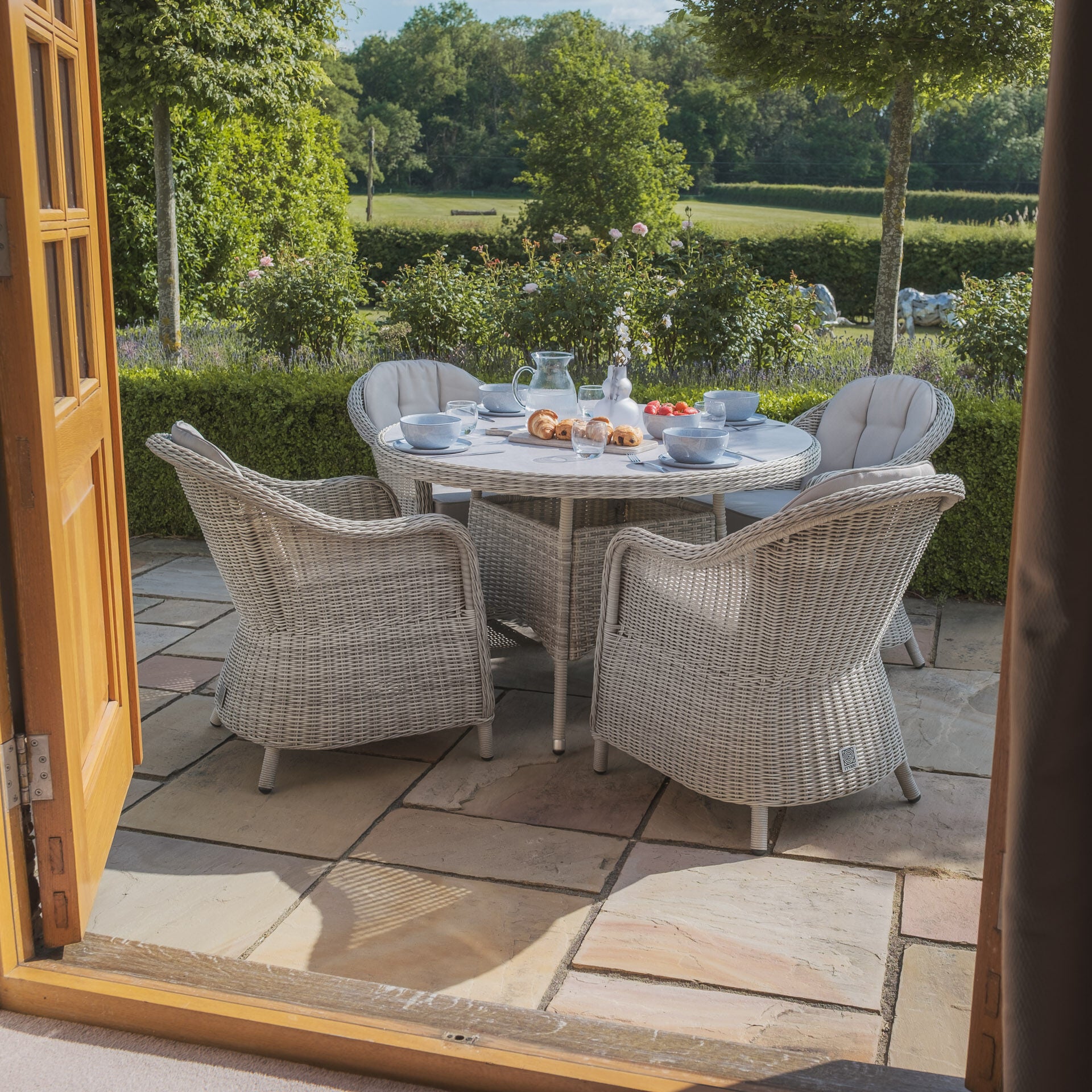 Order Oxford round dining set with free UK delivery
