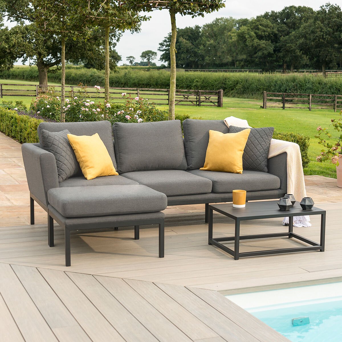 Order luxury outdoor fabric chaise sofa furniture online