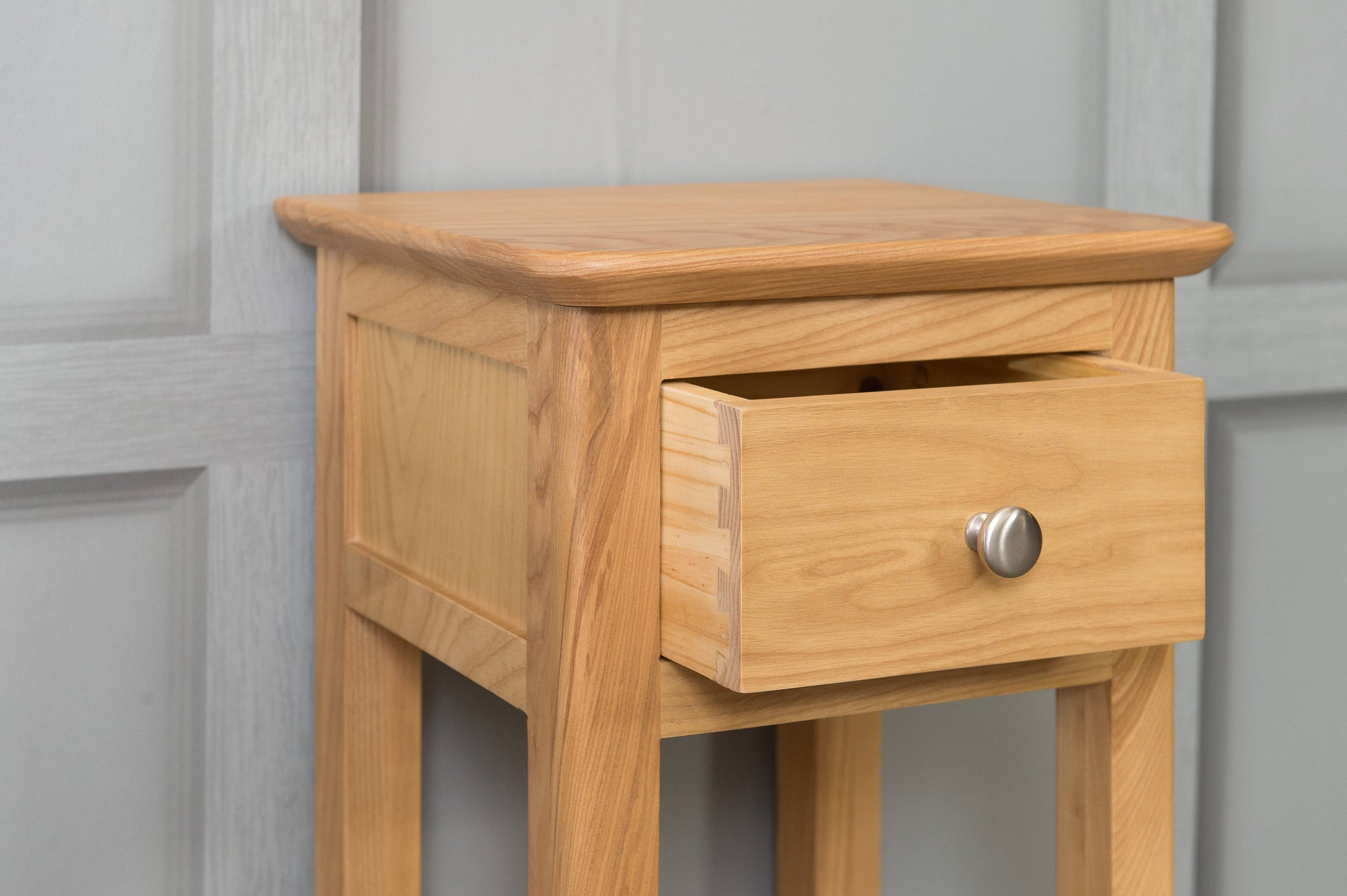 Quality Hudson Mini Bedside 