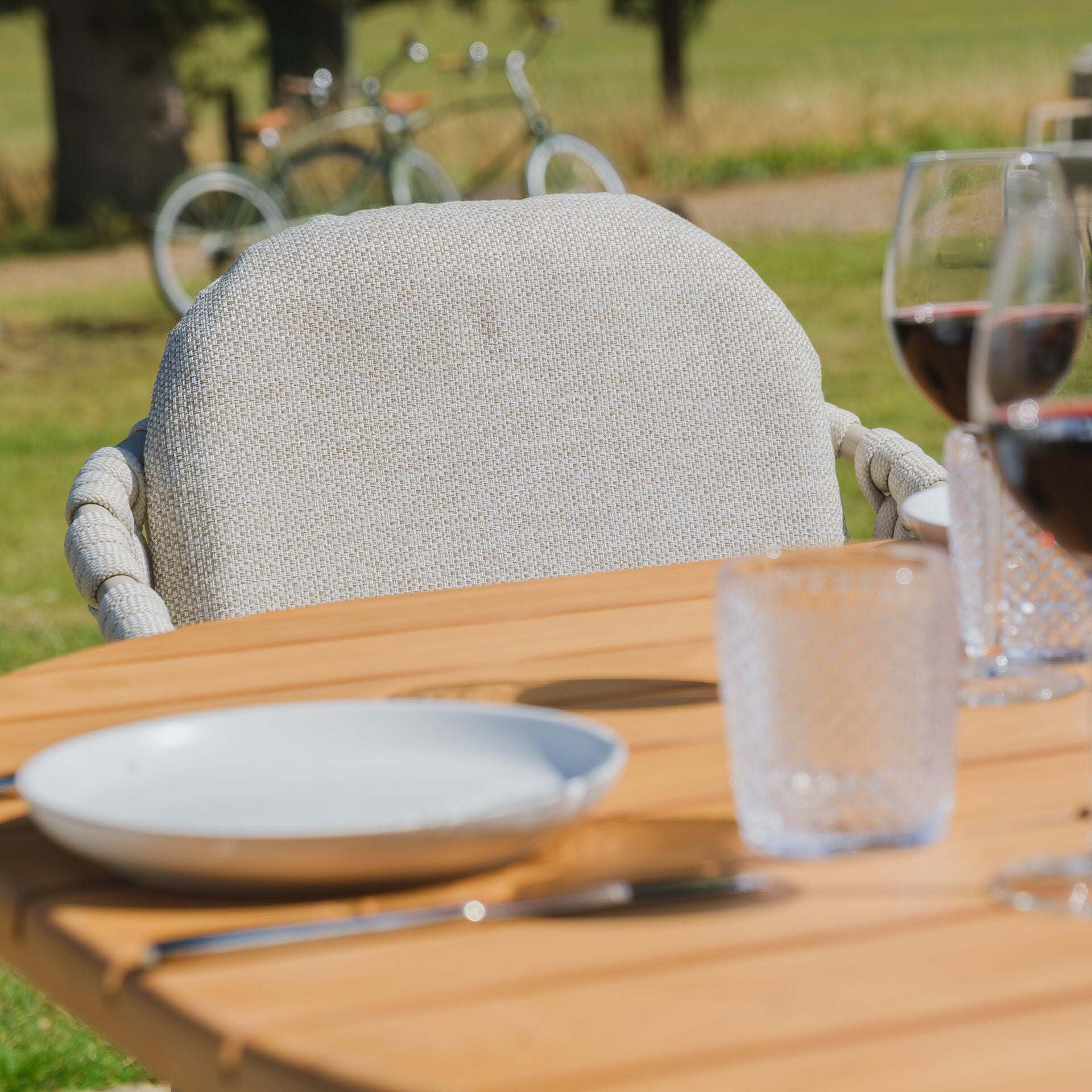 Sicily 6 Seat Rectangular Dining Set with spacious table design, ideal to buy for family gatherings
